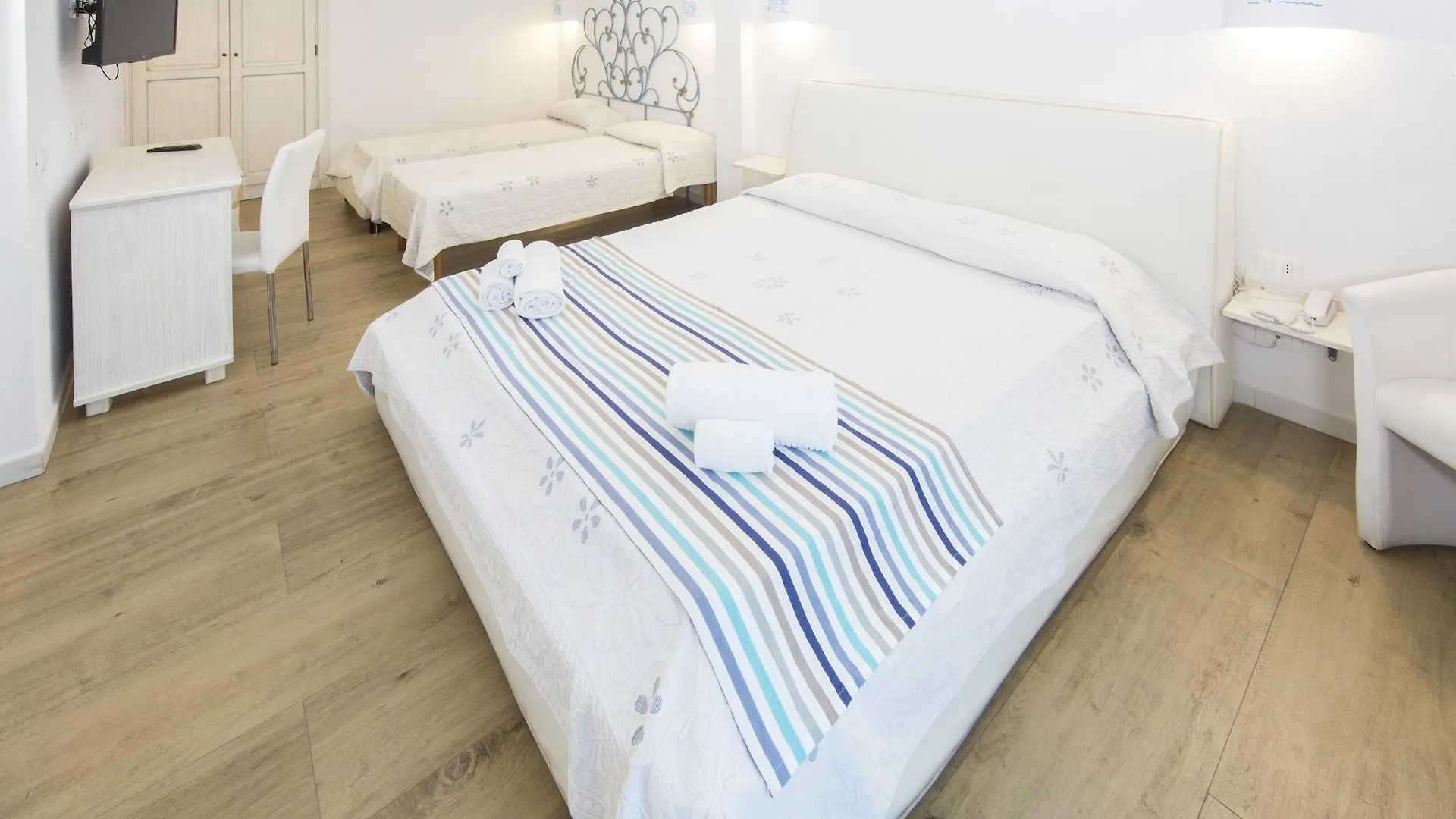 Olbia City Hotel 4*,