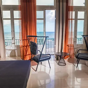 ** Hotel Gallery Rooms- Palazzo D'ali' Staiti Xix Italien